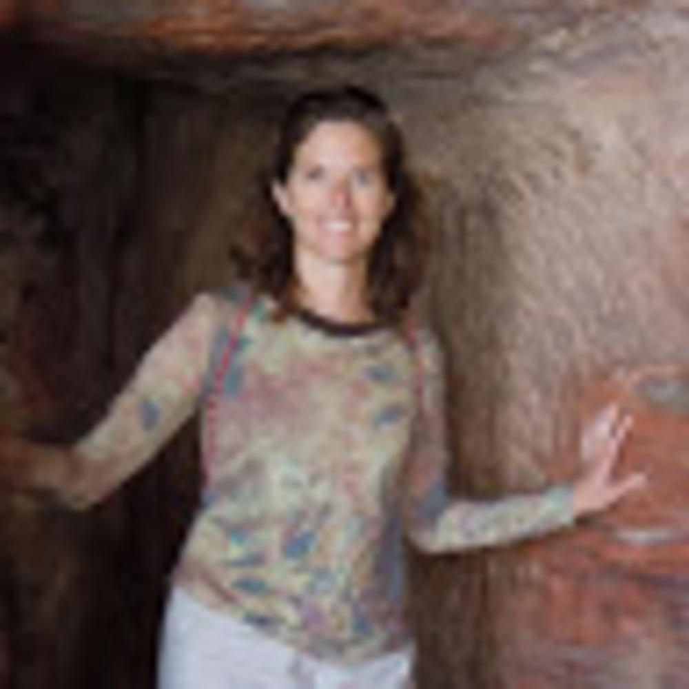 Meet your Posher, Laura